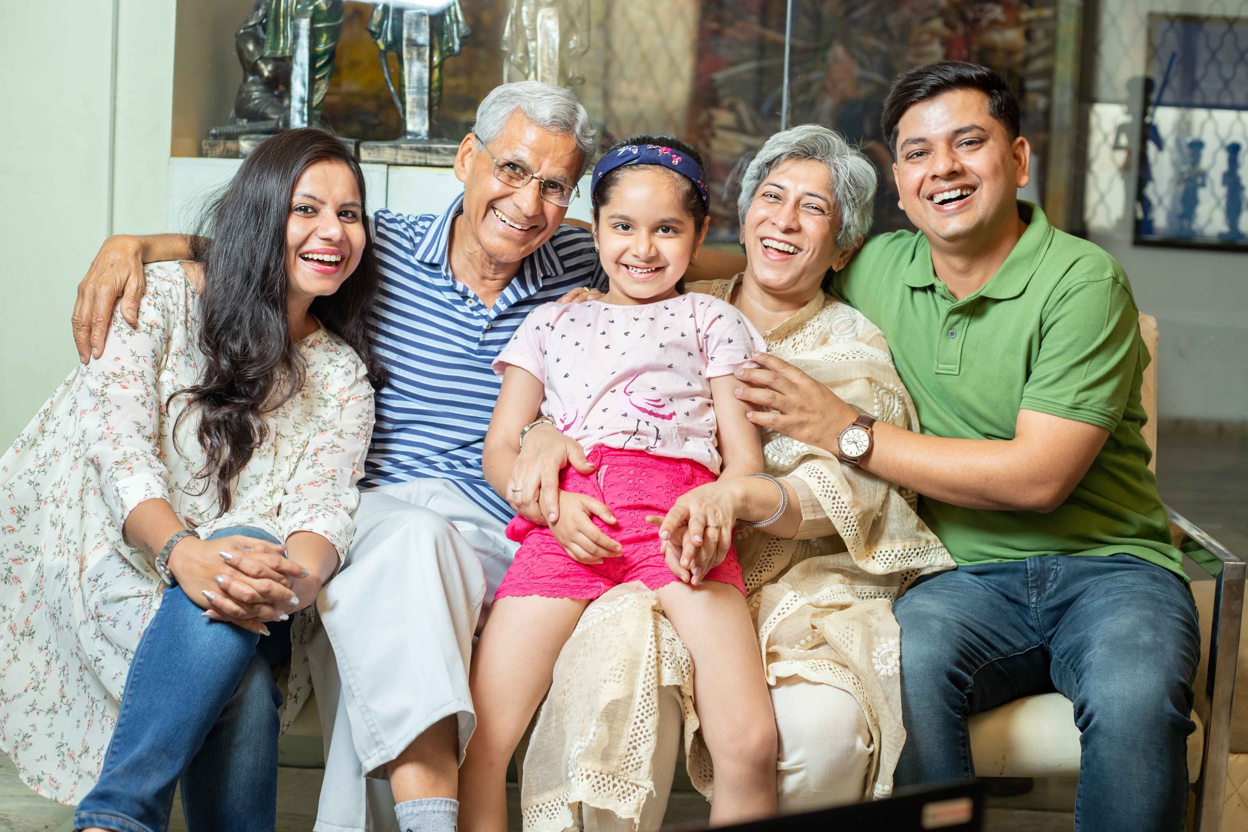 A Multigenerational Family exploring their home equity and discussing the benefits of CHIP Open.